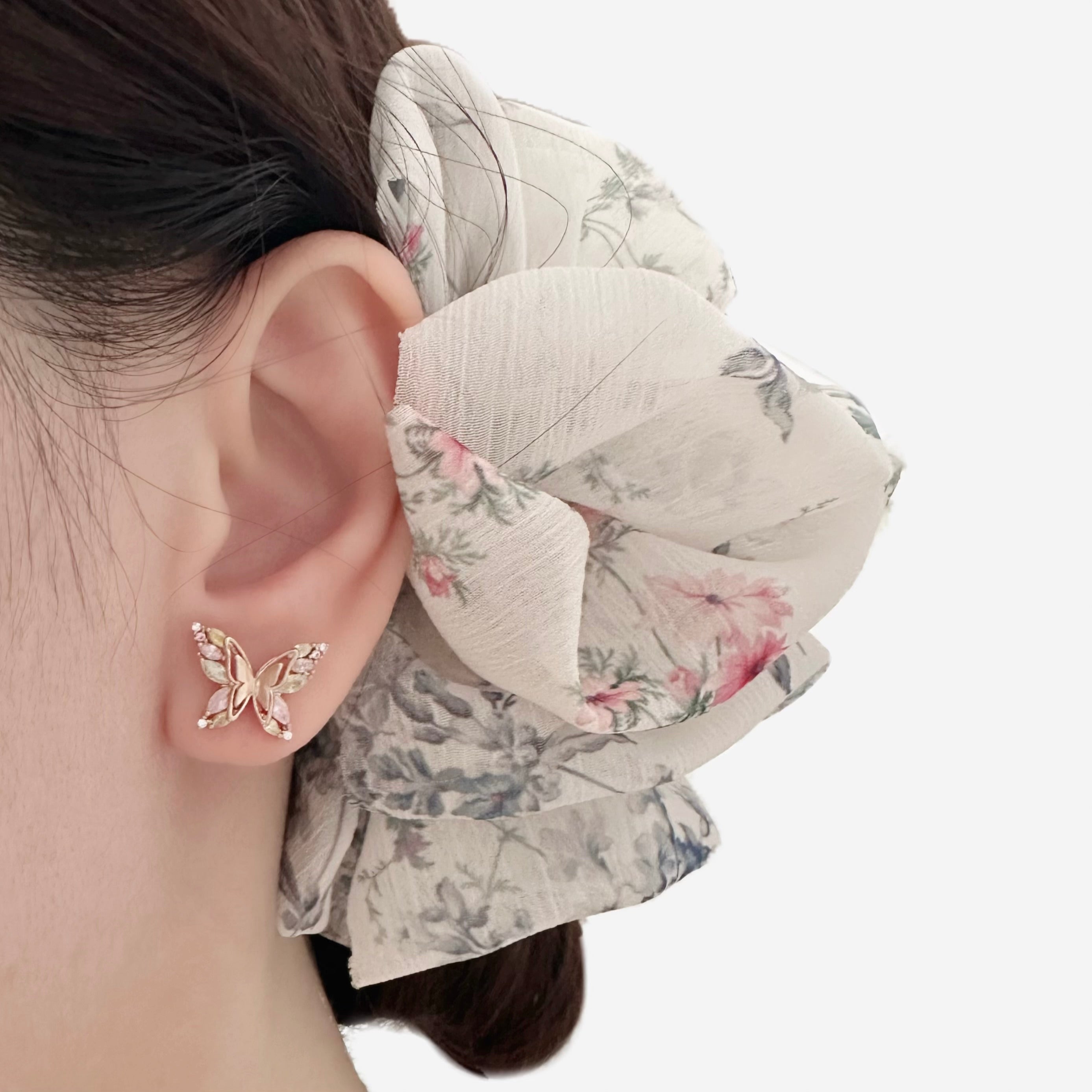 Rose Gold Made in Korea Earrings Korean Anting Cubic Zirconia Bride Bridal Dinner 925 Sterling Silver hypoallergenic Instagram gift shops Jewellery Online Malaysia Shopping No Piercing Perfect Gift From Heart For Your Loved One Online jewellery Malaysia Gift for her Rose Gold Korea Made Earrings Korean Jewellery Jewelry Local Brand in Malaysia Cubic Zirconia Dainty Delicate Minimalist Jewellery Jewelry Bride Clip On Earrings Silver Christmas Gift Set butterfly present gift for her gift ideas