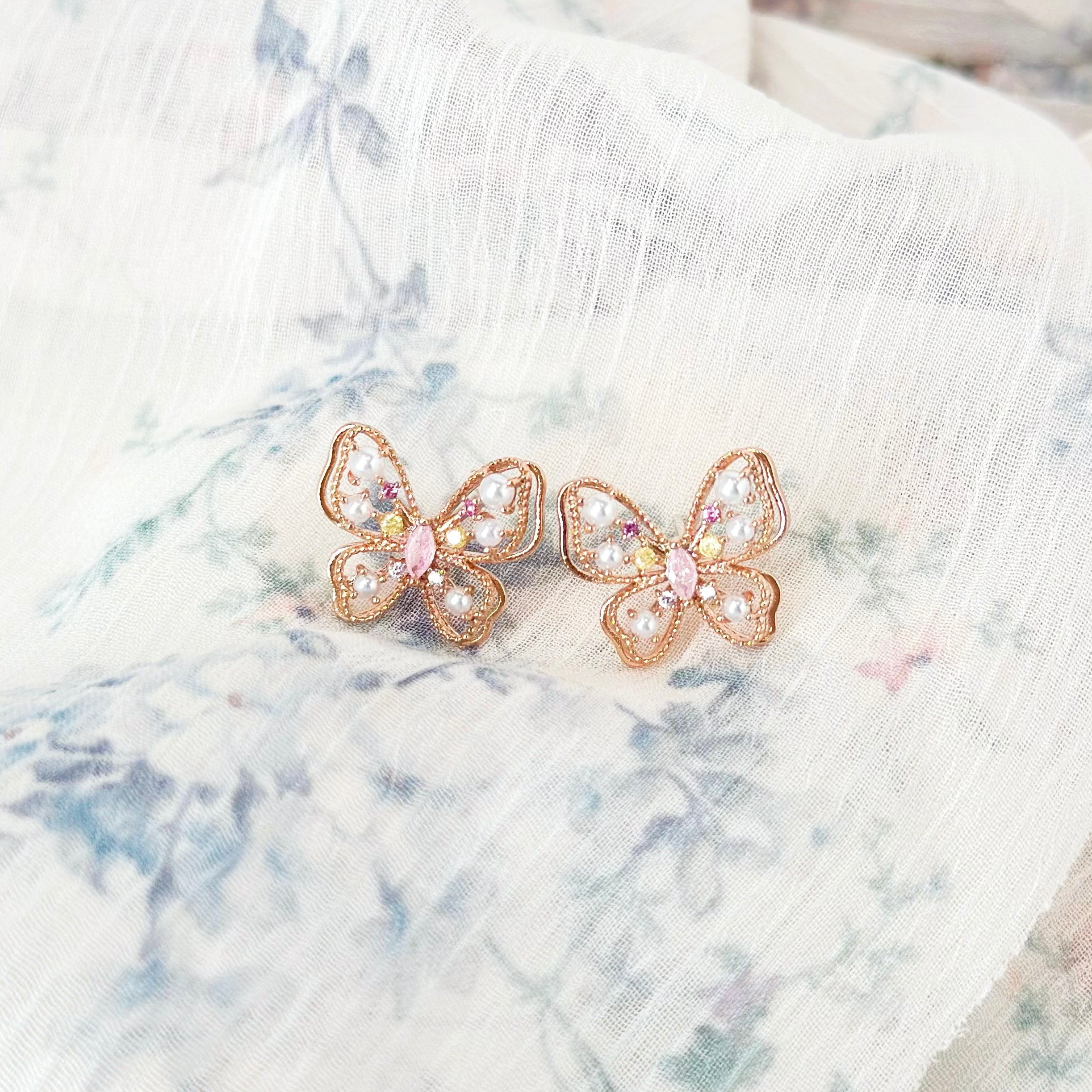 Rose Gold Made in Korea Earrings Korean Anting Cubic Zirconia Bride Bridal Dinner 925 Sterling Silver hypoallergenic Instagram gift shops Jewellery Online Malaysia Shopping No Piercing Perfect Gift From Heart For Your Loved One Online jewellery Malaysia Gift for her Rose Gold Korea Made Earrings Korean Jewellery Jewelry Local Brand in Malaysia Cubic Zirconia Dainty Delicate Minimalist Jewellery Jewelry Bride Clip On Earrings Silver Christmas Gift Set butterfly present gift for her gift ideas